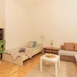 Cozy Vac Street Studio